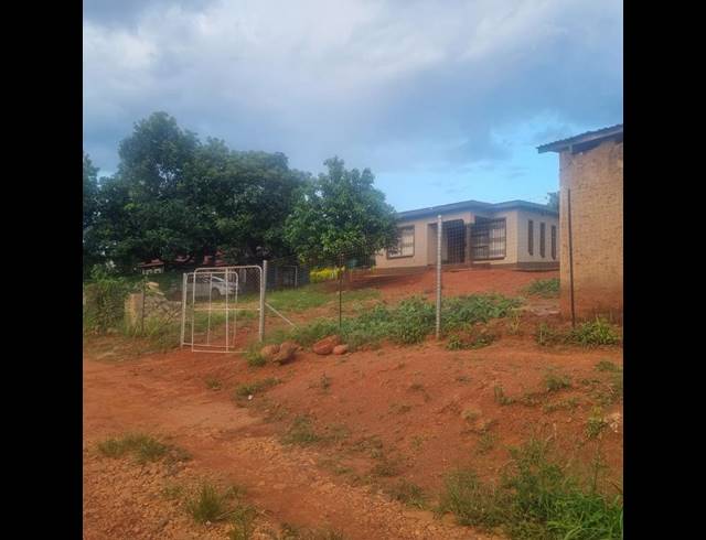2 BEDROOM HOUSE FOR SALE IN LWAMONDO